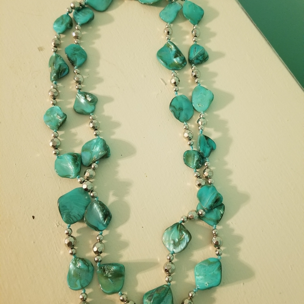 Ladies turquoise necklace